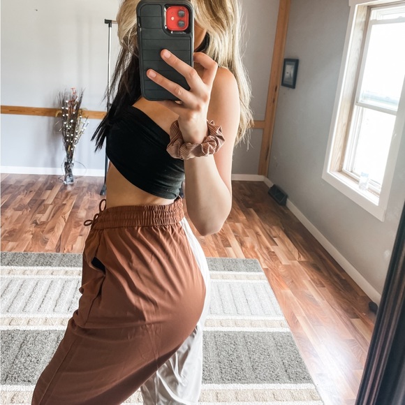 🤍Two Toned Cargo Pants🤎 - Picture 1 of 6